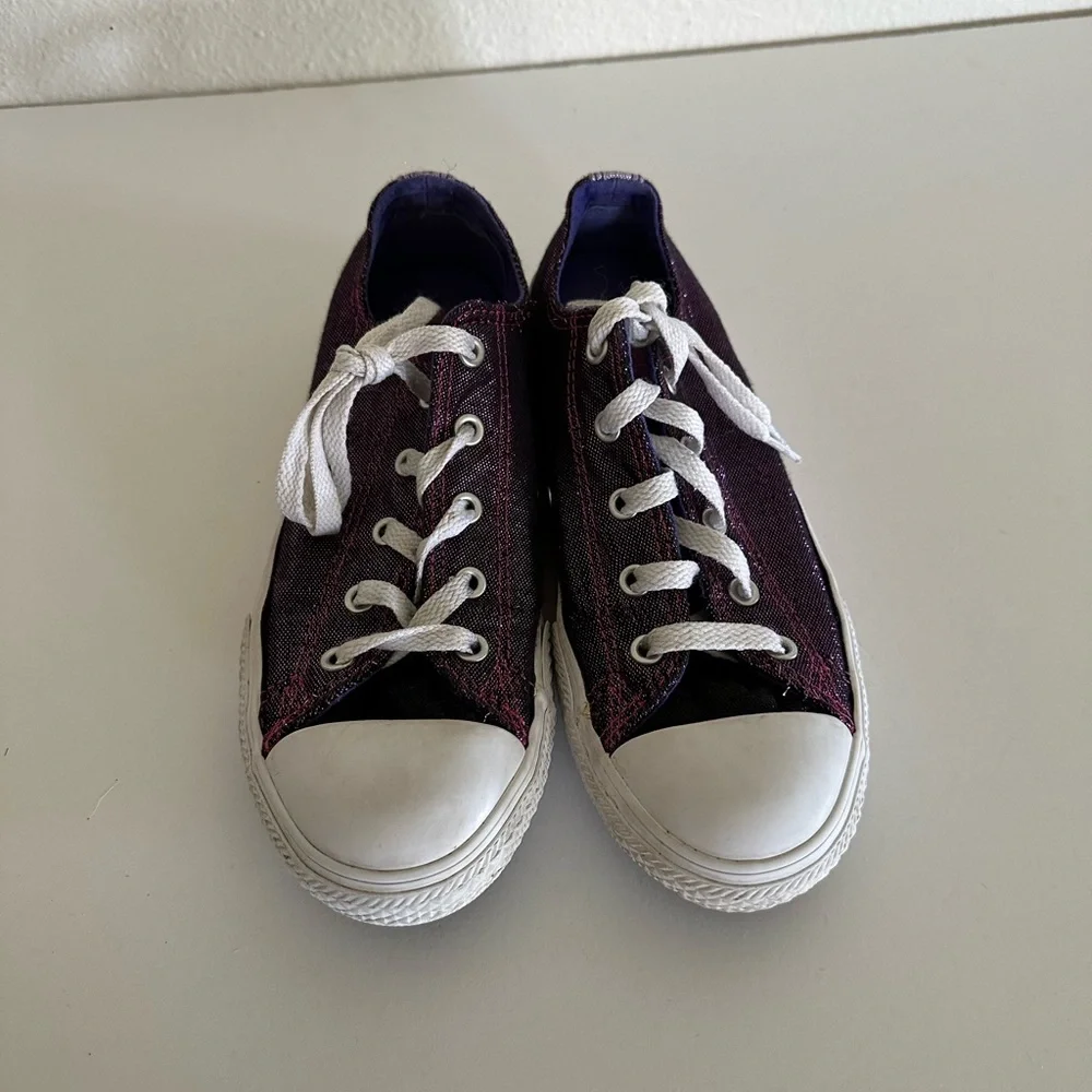 Converse All Star Toddler Girls 12 Medium Purple Low Top Fabric‎ size 3